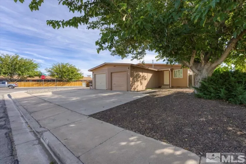 302 Andrea Way, Fernley, Nevada 89408, 2 Bedrooms Bedrooms, ,2 BathroomsBathrooms,Residential,For Sale,Andrea Way,240013599