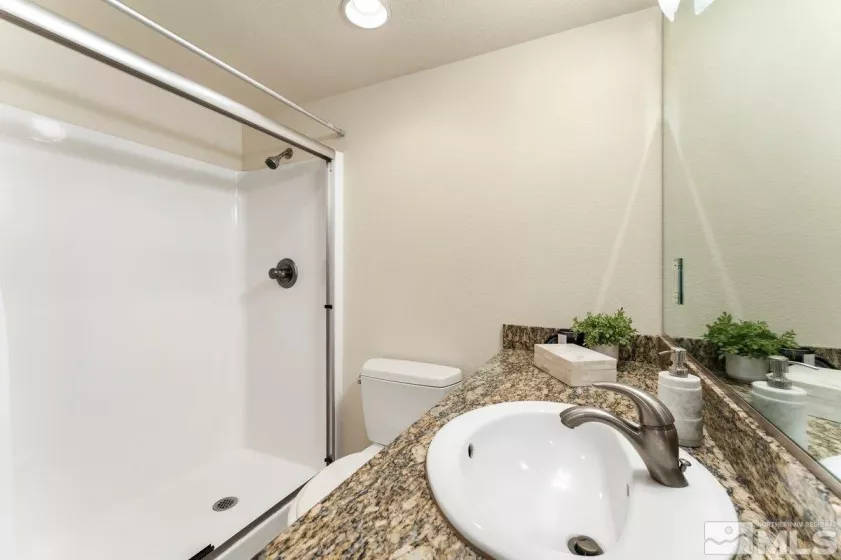 450 Arlington Ave, Reno, Nevada 89503, ,1 BathroomBathrooms,Residential,For Sale,Arlington Ave,240013607