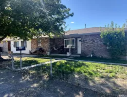 320 S Center St, Fernley, Nevada 89408, 3 Bedrooms Bedrooms, ,2 BathroomsBathrooms,Residential,For Sale,S Center St,240013634