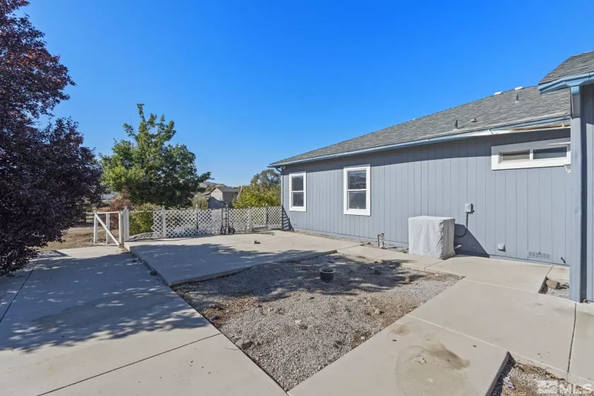 287 Saintsbury Ct, Sparks, Nevada 89441, 3 Bedrooms Bedrooms, ,2 BathroomsBathrooms,Residential,For Sale,Saintsbury Ct,240013532