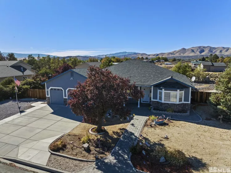 287 Saintsbury Ct, Sparks, Nevada 89441, 3 Bedrooms Bedrooms, ,2 BathroomsBathrooms,Residential,For Sale,Saintsbury Ct,240013532