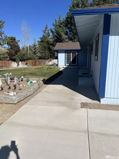 7702 S Southmoor Cir, Reno, Nevada 89502, 3 Bedrooms Bedrooms, ,2 BathroomsBathrooms,Residential,For Sale,S Southmoor Cir,240013653