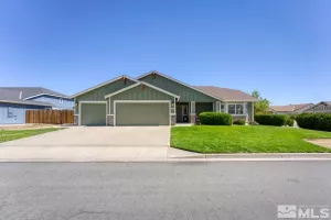 2290 Lanstar Dr, Sparks, Nevada 89441, 4 Bedrooms Bedrooms, ,3 BathroomsBathrooms,Residential,For Sale,Lanstar Dr,240011791