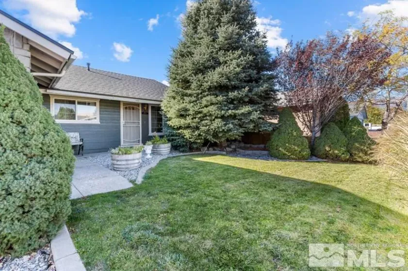 1271 Rolling Hills Dr, Carson City, Nevada 89706, 3 Bedrooms Bedrooms, ,2 BathroomsBathrooms,Residential,For Sale,Rolling Hills Dr,240013658