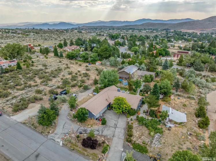 5575 Goldenrod Drive, Reno, Nevada 89511, 3 Bedrooms Bedrooms, ,2 BathroomsBathrooms,Residential,For Sale,Goldenrod Drive,240013695