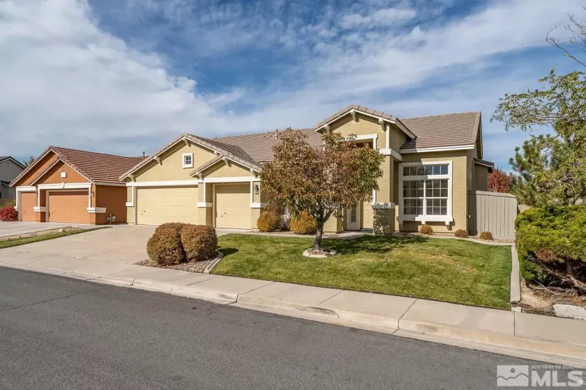 9613 Glen Ridge, Reno, Nevada 89521, 4 Bedrooms Bedrooms, ,2 BathroomsBathrooms,Residential,For Sale,Glen Ridge,240013748