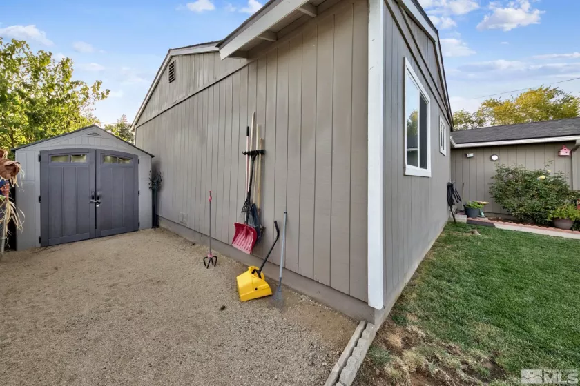 7575 Essex Way, Reno, Nevada 89506, 3 Bedrooms Bedrooms, ,2 BathroomsBathrooms,Residential,For Sale,Essex Way,240013782