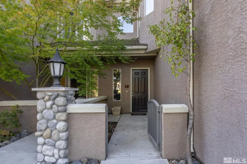 9900 Wilbur May Pkwy, Reno, Nevada 89521, 2 Bedrooms Bedrooms, ,2 BathroomsBathrooms,Residential,For Sale,Wilbur May Pkwy,240013813