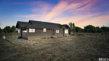 10 Peeples Lane, Yerington, Nevada 89447, 3 Bedrooms Bedrooms, ,2 BathroomsBathrooms,Residential,For Sale,Peeples Lane,240013840