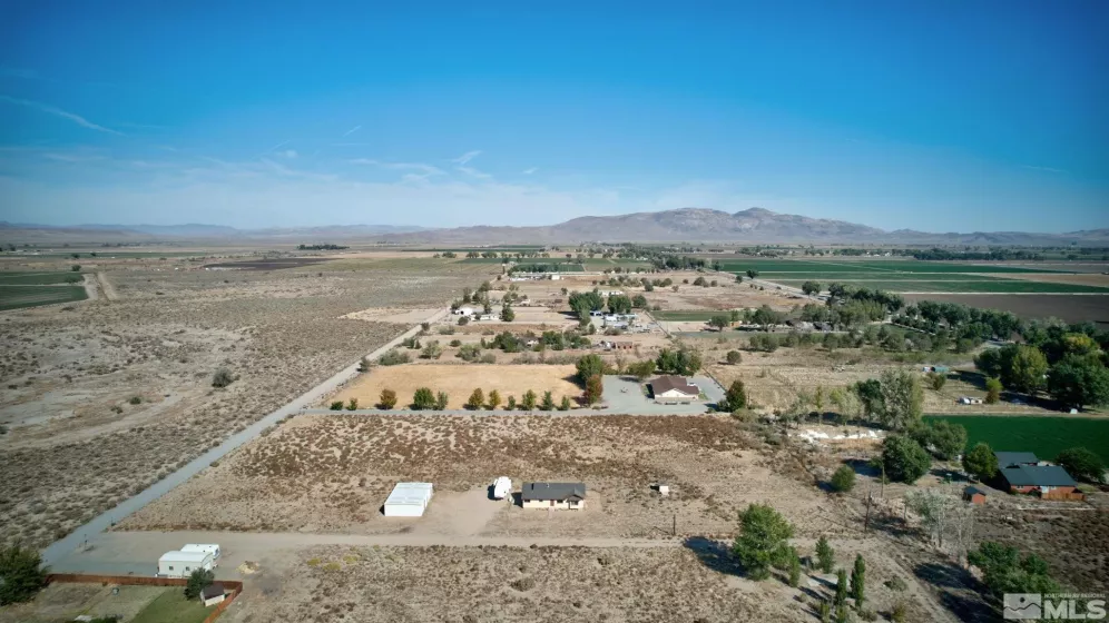 10 Peeples Lane, Yerington, Nevada 89447, 3 Bedrooms Bedrooms, ,2 BathroomsBathrooms,Residential,For Sale,Peeples Lane,240013840