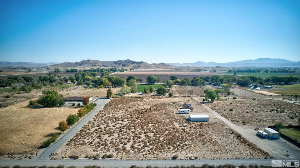 10 Peeples Lane, Yerington, Nevada 89447, 3 Bedrooms Bedrooms, ,2 BathroomsBathrooms,Residential,For Sale,Peeples Lane,240013840