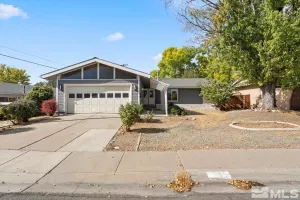 1245 Muir Dr, Reno, Nevada 89503, 5 Bedrooms Bedrooms, ,3 BathroomsBathrooms,Residential,For Sale,Muir Dr,240013849