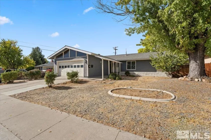 1245 Muir Dr, Reno, Nevada 89503, 5 Bedrooms Bedrooms, ,3 BathroomsBathrooms,Residential,For Sale,Muir Dr,240013849