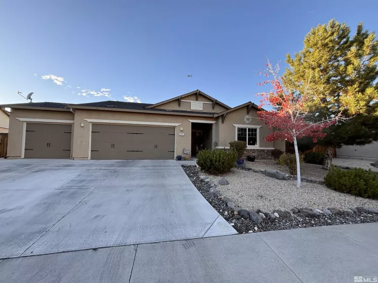 5475 Summer Sun Ln, Sun Valley, Nevada 89433, 3 Bedrooms Bedrooms, ,2 BathroomsBathrooms,Residential,For Sale,Summer Sun Ln,240013862