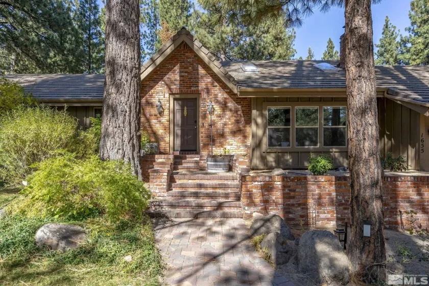 1655 Blue Spruce Rd, Reno, Nevada 89511, 3 Bedrooms Bedrooms, ,2 BathroomsBathrooms,Residential,For Sale,Blue Spruce Rd,240013904