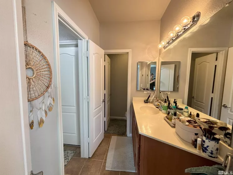 17000 Wedge Parkway, Reno, Nevada 89511, 1 Bedroom Bedrooms, ,1 BathroomBathrooms,Residential,For Sale,Wedge Parkway,240013929