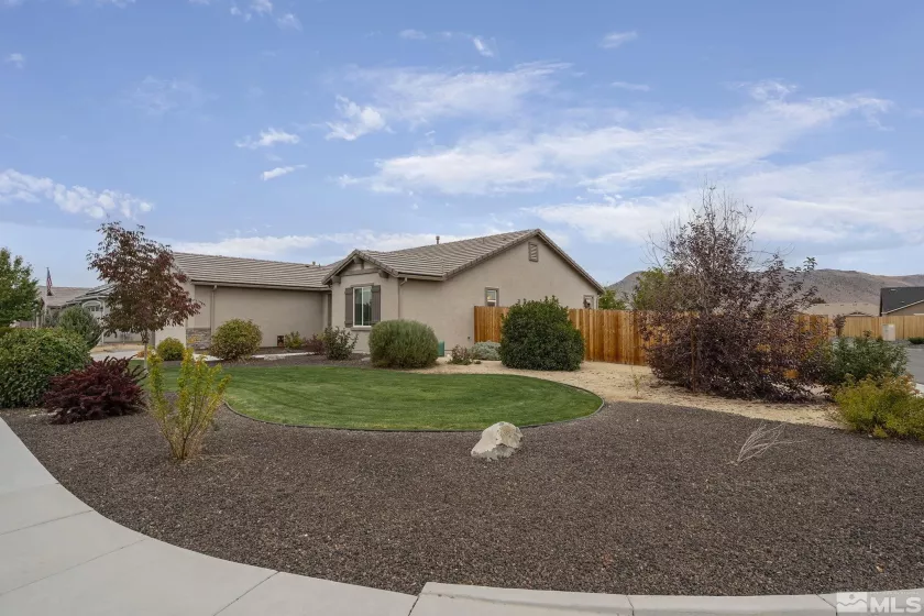 1181 Spruce Meadows Dr, Sparks, Nevada 89441, 3 Bedrooms Bedrooms, ,2 BathroomsBathrooms,Residential,For Sale,Spruce Meadows Dr,240013966