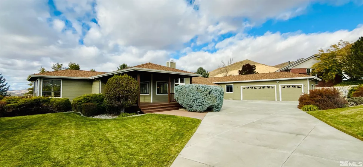 7245 Lingfield Dr, Reno, Nevada 89502, 4 Bedrooms Bedrooms, ,2 BathroomsBathrooms,Residential,For Sale,Lingfield Dr,240013974