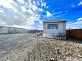 106 Manhattan Dr., Battle Mountain, Nevada 89820, 2 Bedrooms Bedrooms, ,2 BathroomsBathrooms,Residential,For Sale,Manhattan Dr.,240014026