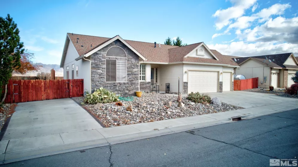 145 North Pointe Circle, Dayton, Nevada 89403, 3 Bedrooms Bedrooms, ,2 BathroomsBathrooms,Residential,For Sale,North Pointe Circle,240014038