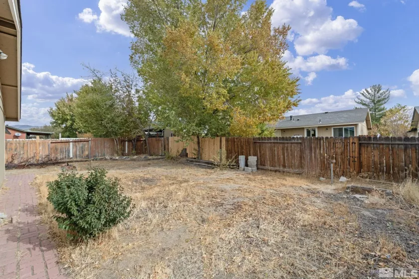 983 Stanford Drive, Carson City, Nevada 89701, 3 Bedrooms Bedrooms, ,2 BathroomsBathrooms,Residential,For Sale,Stanford Drive,240014041