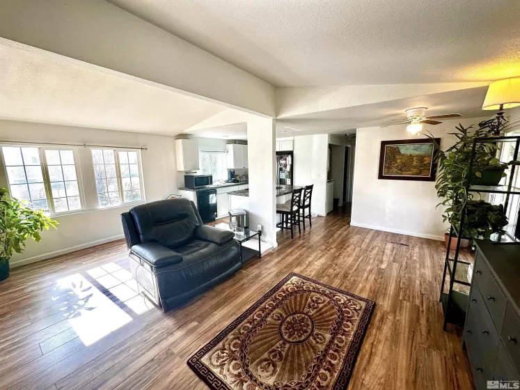 17800 Fantail Circle, Reno, Nevada 89508, 2 Bedrooms Bedrooms, ,1 BathroomBathrooms,Residential,For Sale,Fantail Circle,240014039