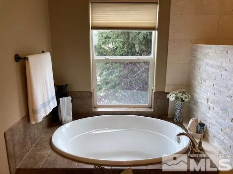 8020 Highland Flume Circle, Reno, Nevada 89523, 3 Bedrooms Bedrooms, ,2 BathroomsBathrooms,Residential,For Sale,Highland Flume Circle,240014044