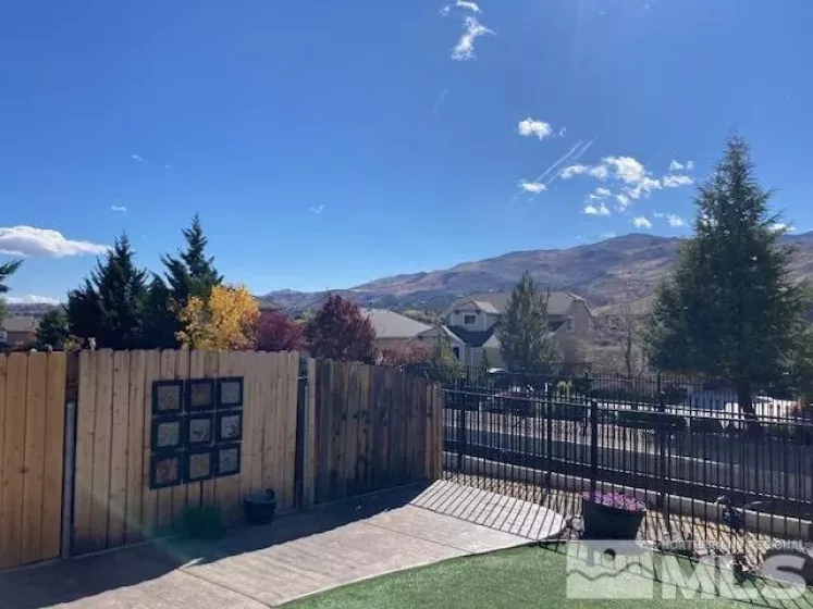 8020 Highland Flume Circle, Reno, Nevada 89523, 3 Bedrooms Bedrooms, ,2 BathroomsBathrooms,Residential,For Sale,Highland Flume Circle,240014044