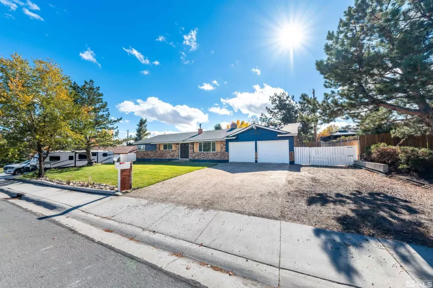 3390 Cashill Boulevard, Reno, Nevada 89509, 3 Bedrooms Bedrooms, ,2 BathroomsBathrooms,Residential,For Sale,Cashill Boulevard,240014049