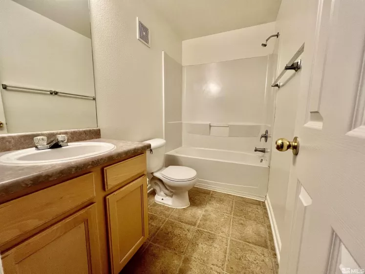 200 Talus, Reno, Nevada 89503, 4 Bedrooms Bedrooms, ,4 BathroomsBathrooms,Residential,For Sale,Talus,240014055