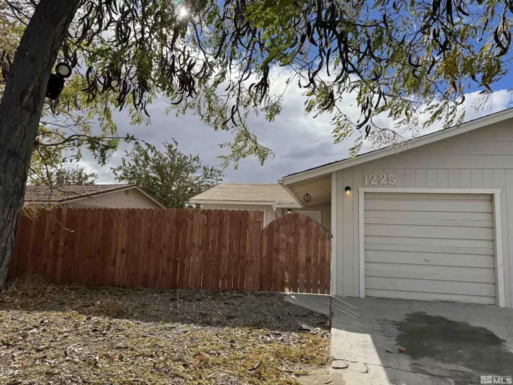 1225 W Newlands Dr, Fernley, Nevada 89408, 2 Bedrooms Bedrooms, ,1 BathroomBathrooms,Residential,For Sale,W Newlands Dr,240014085