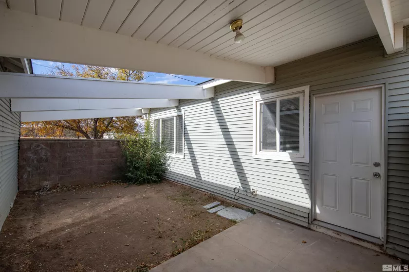 12090 Green Mountain St, Reno, Nevada 89506, 2 Bedrooms Bedrooms, ,1 BathroomBathrooms,Residential,For Sale,Green Mountain St,240014093