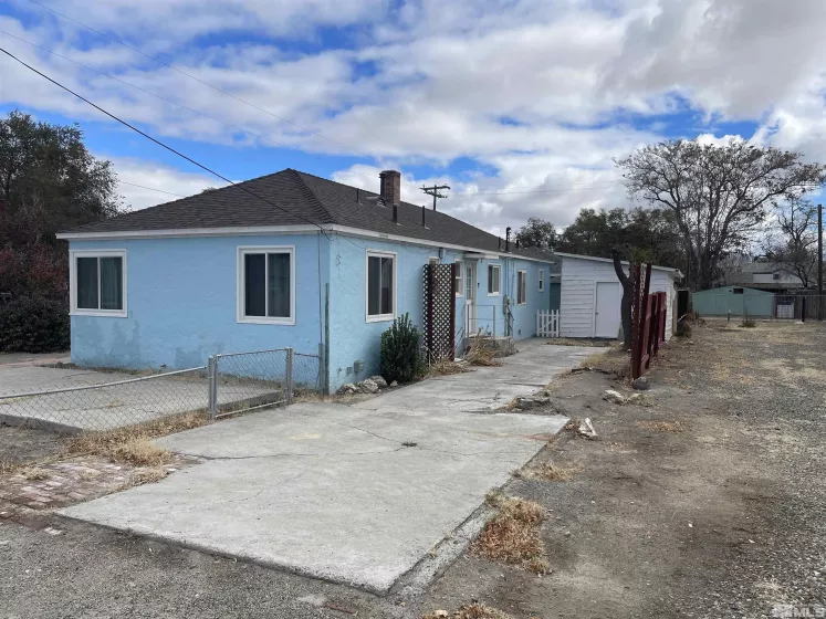 595 Taylor Pl, Lovelock, Nevada 89419, 3 Bedrooms Bedrooms, ,2 BathroomsBathrooms,Residential,For Sale,Taylor Pl,240014095