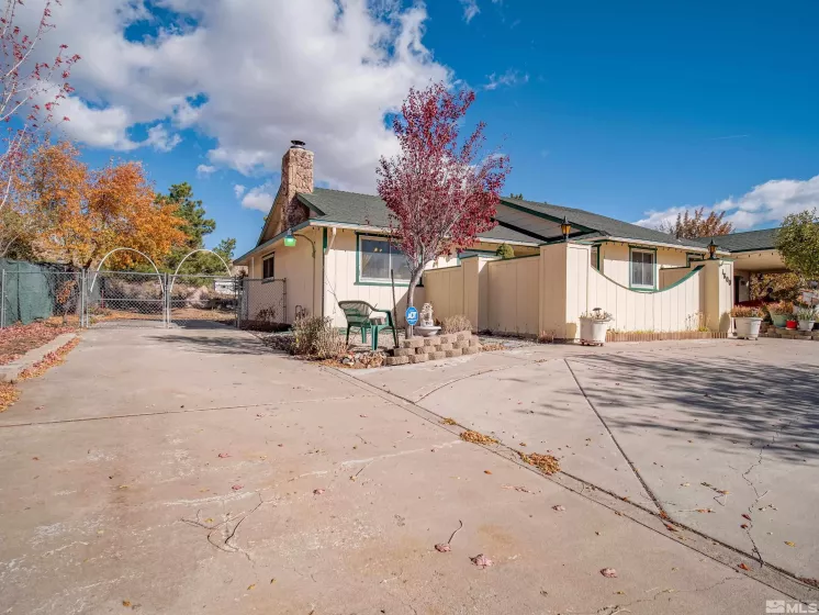 1800 Jefferson Dr, Carson City, Nevada 89706, 3 Bedrooms Bedrooms, ,2 BathroomsBathrooms,Residential,For Sale,Jefferson Dr,240014100