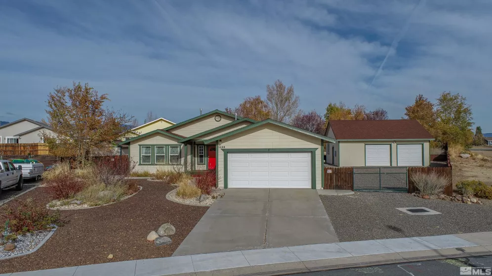 1438 Sally Lane, Gardnerville, Nevada 89460, 4 Bedrooms Bedrooms, ,2 BathroomsBathrooms,Residential,For Sale,Sally Lane,240014124