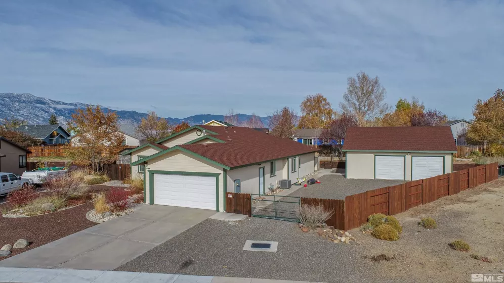 1438 Sally Lane, Gardnerville, Nevada 89460, 4 Bedrooms Bedrooms, ,2 BathroomsBathrooms,Residential,For Sale,Sally Lane,240014124