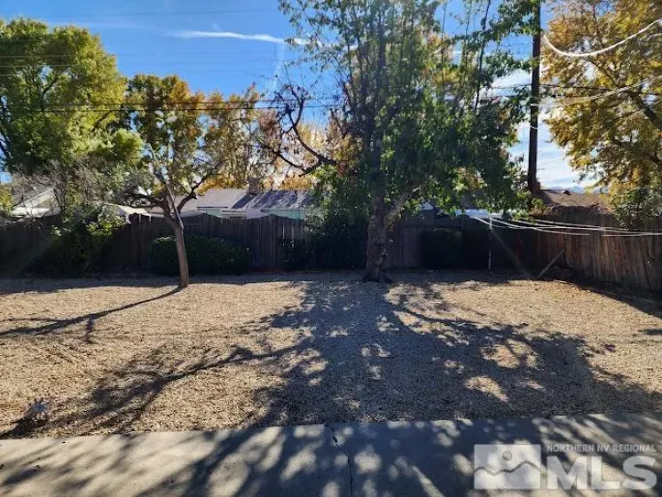 595 Sawyer Way, Sparks, Nevada 89431, 3 Bedrooms Bedrooms, ,1 BathroomBathrooms,Residential,For Sale,Sawyer Way,240014137