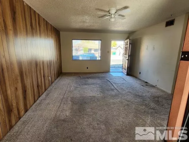 595 Sawyer Way, Sparks, Nevada 89431, 3 Bedrooms Bedrooms, ,1 BathroomBathrooms,Residential,For Sale,Sawyer Way,240014137