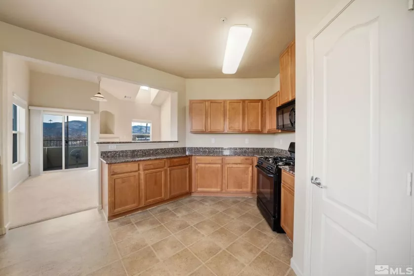 17000 Wedge Pkwy, Reno, Nevada 89511, 2 Bedrooms Bedrooms, ,2 BathroomsBathrooms,Residential,For Sale,Wedge Pkwy,240014141