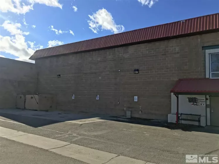 1436 Industrial Way, Gardnerville, Nevada 89410, ,Commercial Lease,Manufactured,Industrial Way,240014160