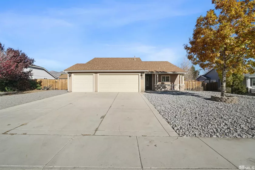 830 Laca St, Dayton, Nevada 89403, 3 Bedrooms Bedrooms, ,2 BathroomsBathrooms,Residential,For Sale,Laca St,240014166