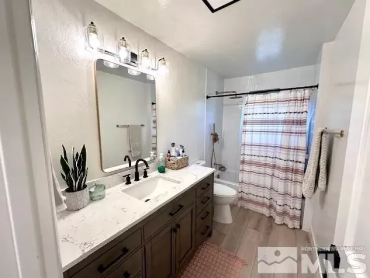 3055 Old US Highway 395 N, Washoe Valley, Nevada 89704, 5 Bedrooms Bedrooms, ,3 BathroomsBathrooms,Residential,For Sale,Old US Highway 395 N,240014175