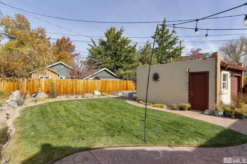 643 John Fremont, Reno, Nevada 89509, 1 Bedroom Bedrooms, ,2 BathroomsBathrooms,Residential,For Sale,John Fremont,240014172