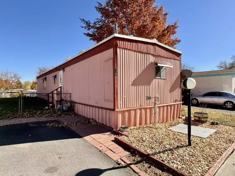 6560 Pyramid Hwy #32, Sparks, Nevada 89436, 2 Bedrooms Bedrooms, 9 Rooms Rooms,2 BathroomsBathrooms,Manufactured,Residential,Pyramid Hwy #32,240014190