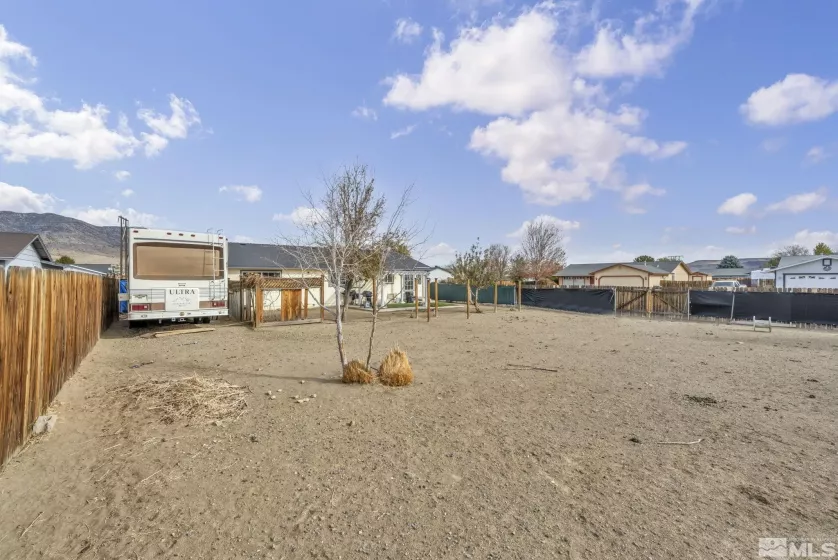 781 Monico Dr, Dayton, Nevada 89403, 3 Bedrooms Bedrooms, ,2 BathroomsBathrooms,Residential,For Sale,Monico Dr,240014202