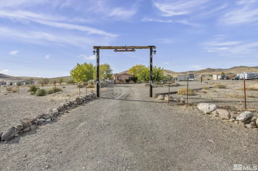 7095 Beech Street, Silver Springs, Nevada 89429, 3 Bedrooms Bedrooms, ,2 BathroomsBathrooms,Residential,For Sale,Beech Street,240014221