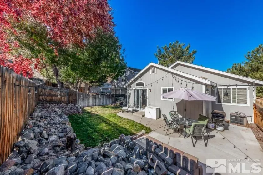 4633 Carisbrook Lane, Reno, Nevada 89502, 2 Bedrooms Bedrooms, ,2 BathroomsBathrooms,Residential,For Sale,Carisbrook Lane,240014232