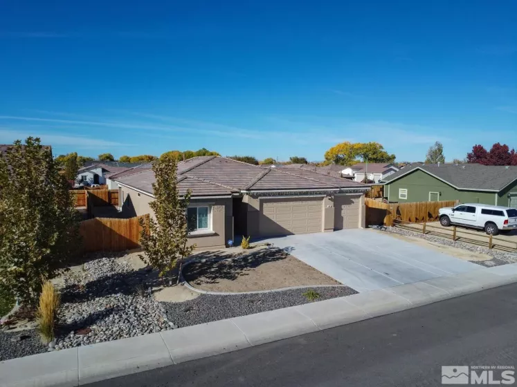 841 Karry Way, Fallon, Nevada 89406, 3 Bedrooms Bedrooms, ,2 BathroomsBathrooms,Residential,For Sale,Karry Way,240014241