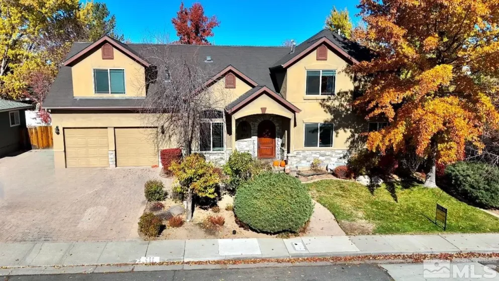 935 Pine Ridge Drive, Reno, Nevada 89509, 7 Bedrooms Bedrooms, ,4 BathroomsBathrooms,Residential,For Sale,Pine Ridge Drive,240014244