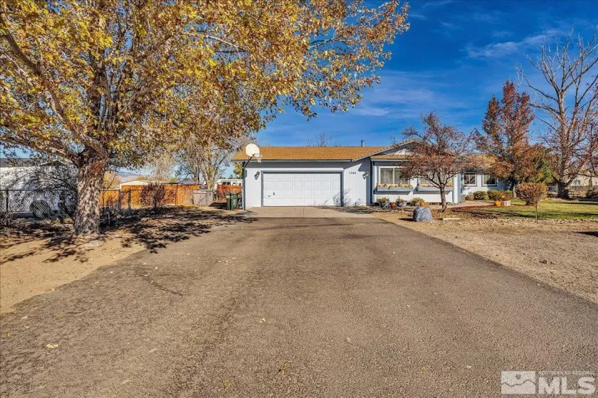 1384 Downs Dr, Minden, Nevada 89423, 3 Bedrooms Bedrooms, ,2 BathroomsBathrooms,Residential,For Sale,Downs Dr,240014250